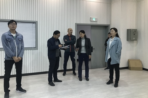 现场练兵2.JPG 现场练兵2.JPG