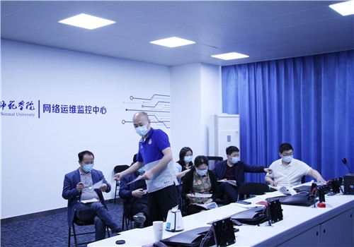 支部大会2.jpg 支部大会2.jpg